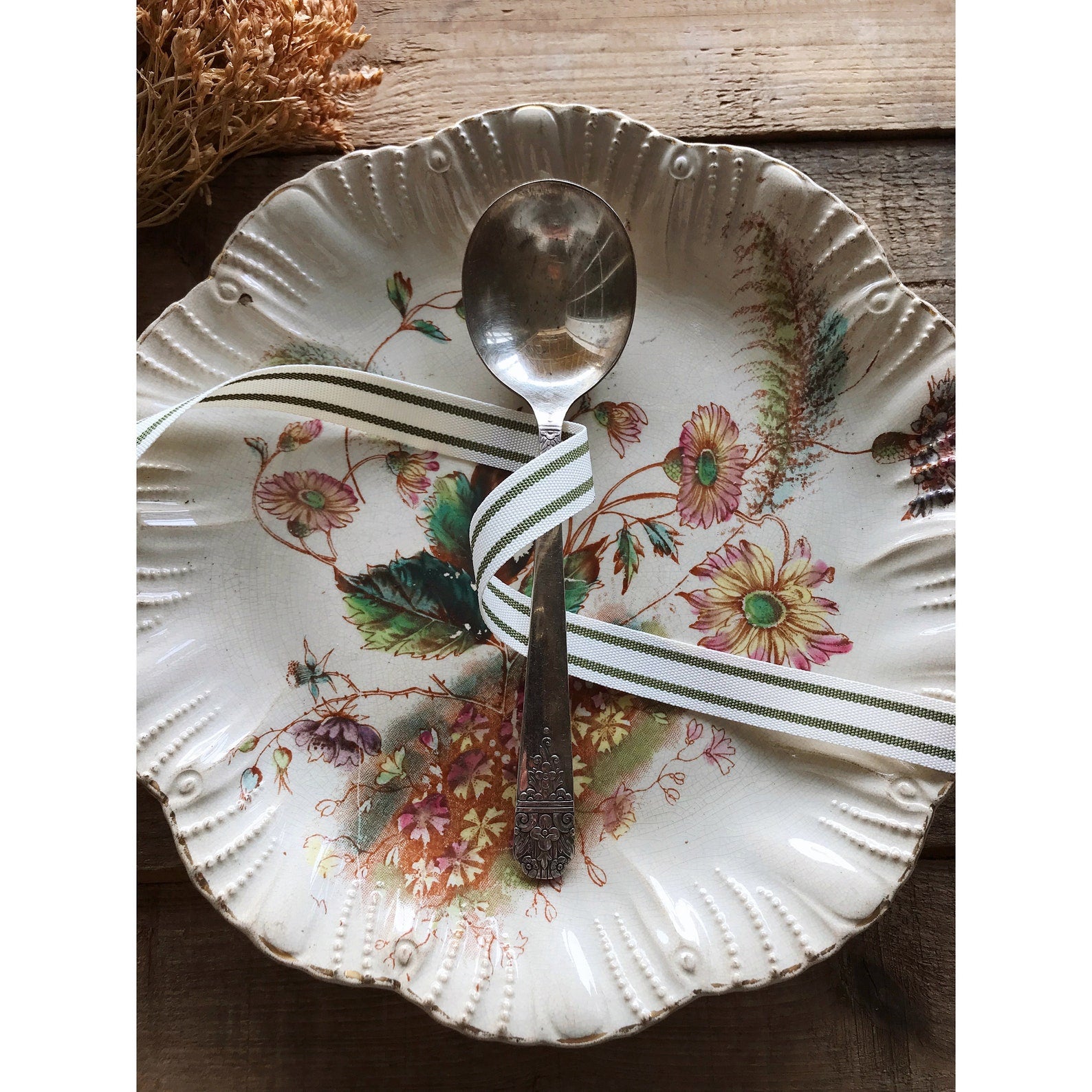 Vintage Wm A Rogers Margate Soup Spoon