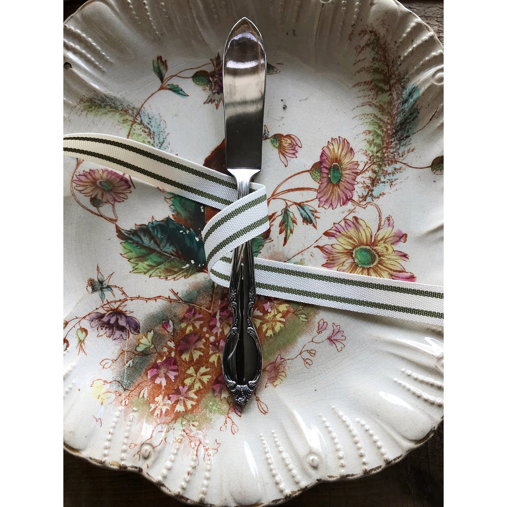 Vintage Wm Rogers Precious Mirror Flat Butter Knife