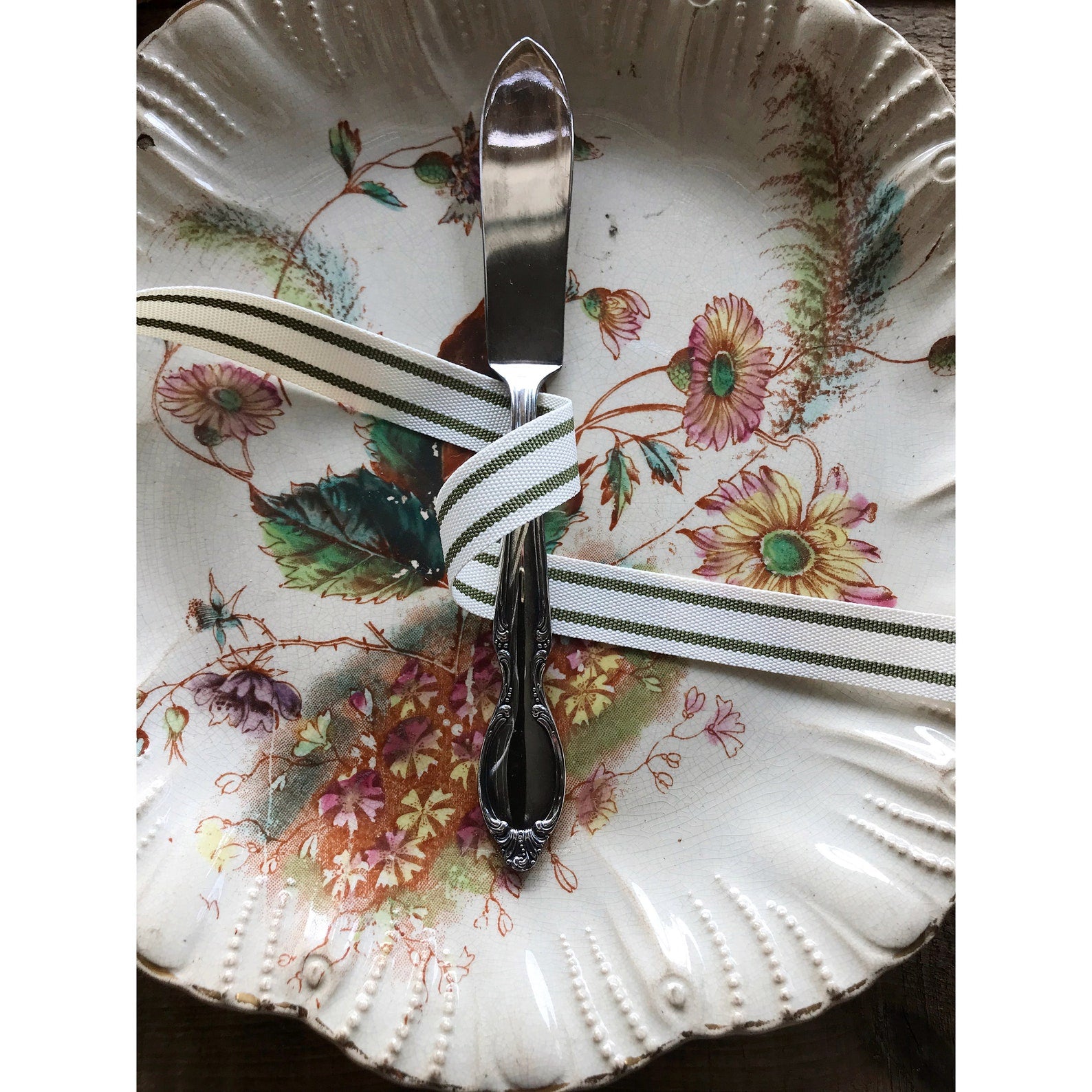 Vintage Wm Rogers Precious Mirror Flat Butter Knife