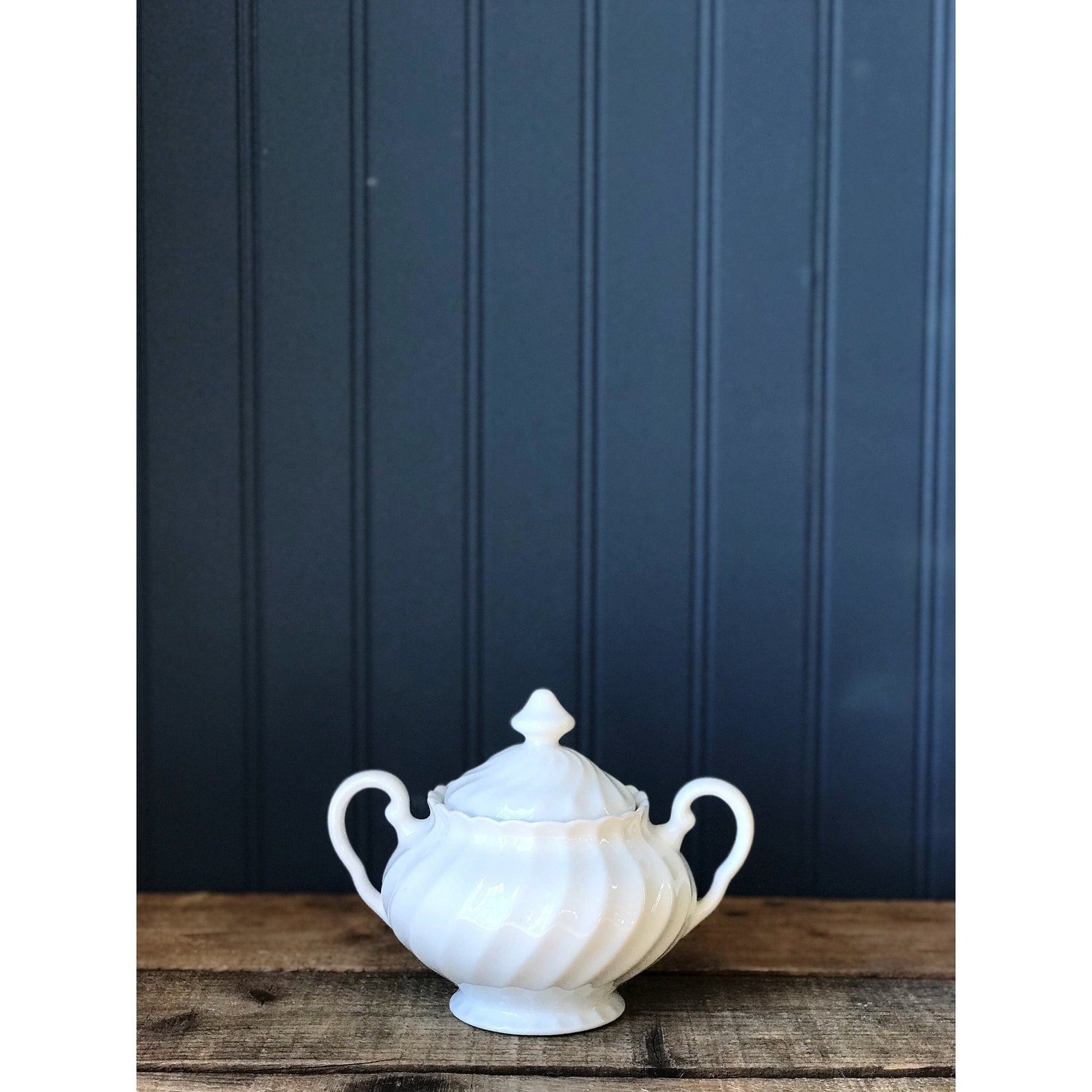 Vintage Johnson Brothers Double Handle Sugar Bowl