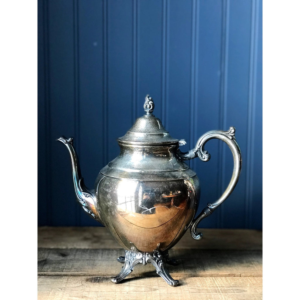 Vintage Wm Rogers Vintage Silver Plate Teapot